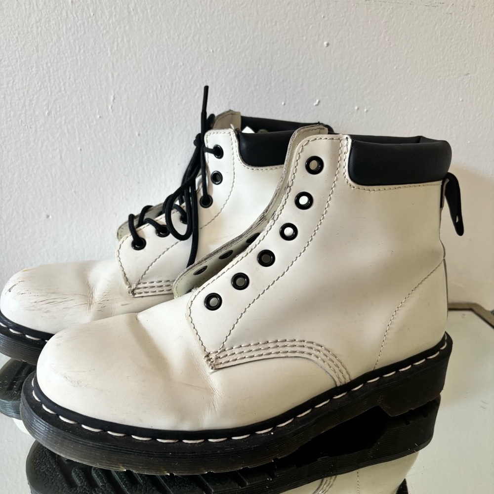 Dr. Martens White Leather Boots Size 8